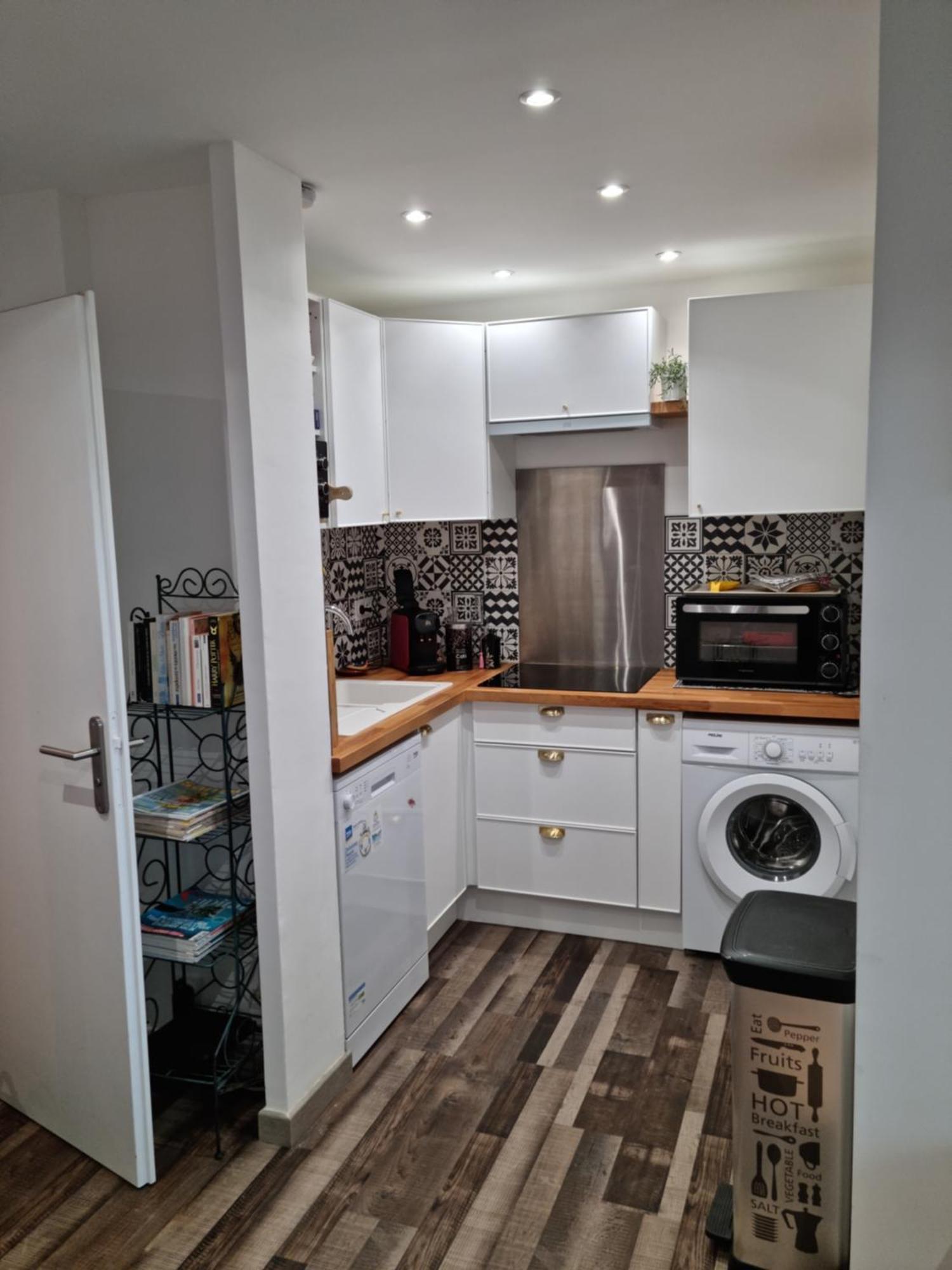 Appartement tout confort entierement renove piscine wifi parking La Grande Motte Extérieur photo